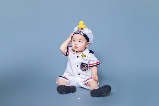 专业试管借卵代怀机构宝宝肚脐有点出血